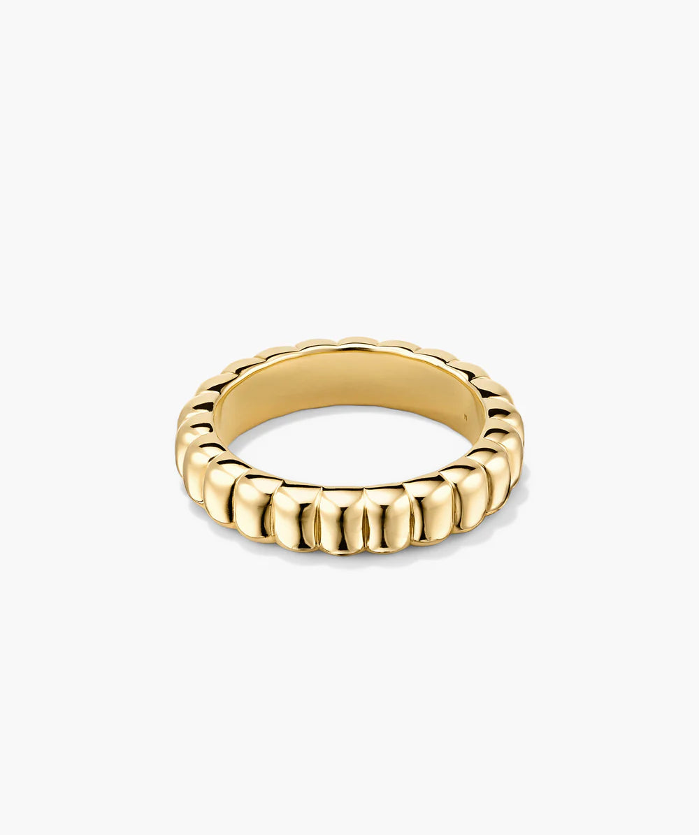 Anel Charlotte Élise em Ouro 18K – Design Esculpido e Elegância Contemporânea | Saint Carvalho