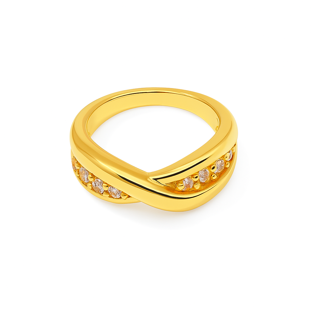 Anel Dourado Curvado com Detalhes em Cristal – Elegância Orgânica | Saint Carvalho