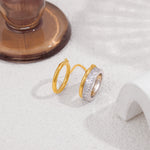 Anel Corrente Dourado com Zircônias – Estilo Contemporâneo e Sofisticado | Saint Carvalho