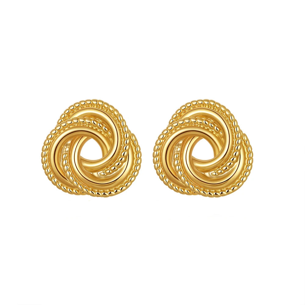 Brincos Espiral Esculpido em Ouro 18k – Design Artístico e Atemporal | Saint Carvalho