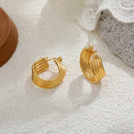 Brincos Argola Dourada Multifiada – Design Contemporâneo em Ouro 18k | Saint Carvalho