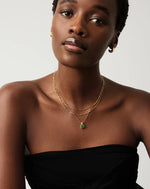 Colar Amuleto Verde Viridis – Malaquita Quadrada em Dourado | Saint Carvalho