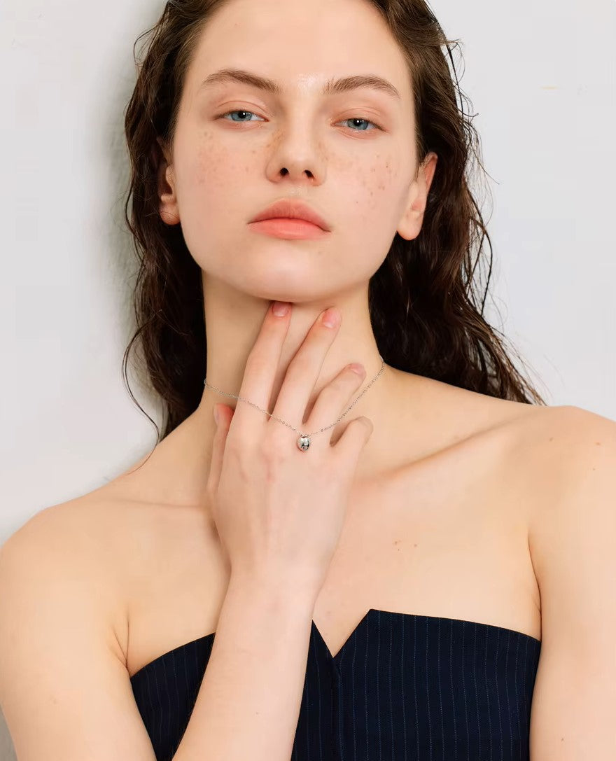 Colar Prata 925 com Pingente de Maçã Polida – Doçura Essencial | Saint Carvalho