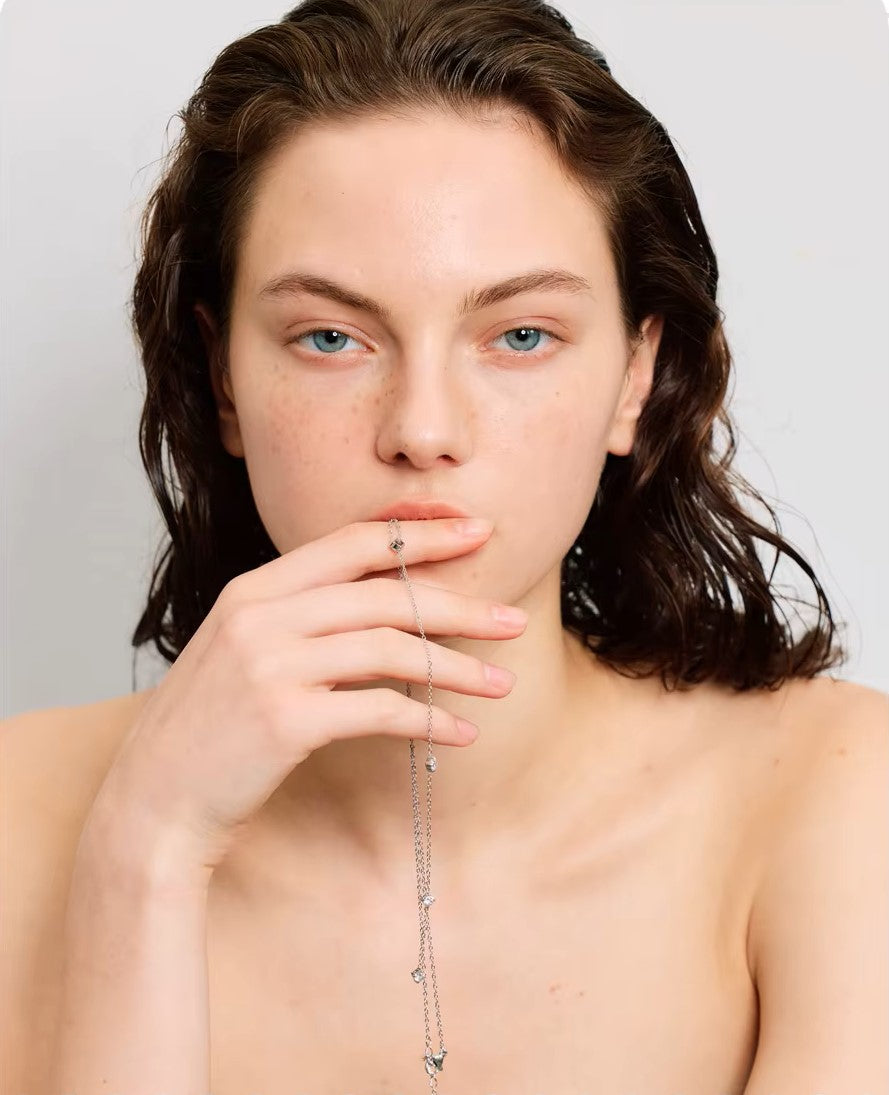 Colar Luminis em Prata 925 com Zircônias Lapidadas – Brilho Contemporâneo | Línea Luminosa 925