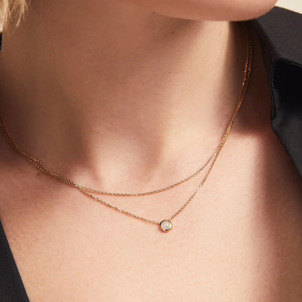 Colar Duplo com Pedra Natural em Ouro 18k – Delicadeza e Elegância | Saint Carvalho