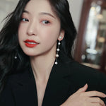 Brincos Longos com Pérolas em Cascata – Sofisticação Clássica & Modernidade | Saint Carvalho