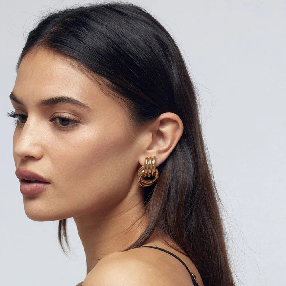 Brinco Argola Dupla em Ouro 18k – Design Marcante e Atemporal | Saint Carvalho
