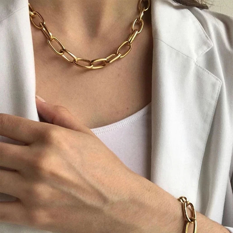 Colar Elo Dourado Grosso Feminino – Corrente Imperium | Saint Carvalho