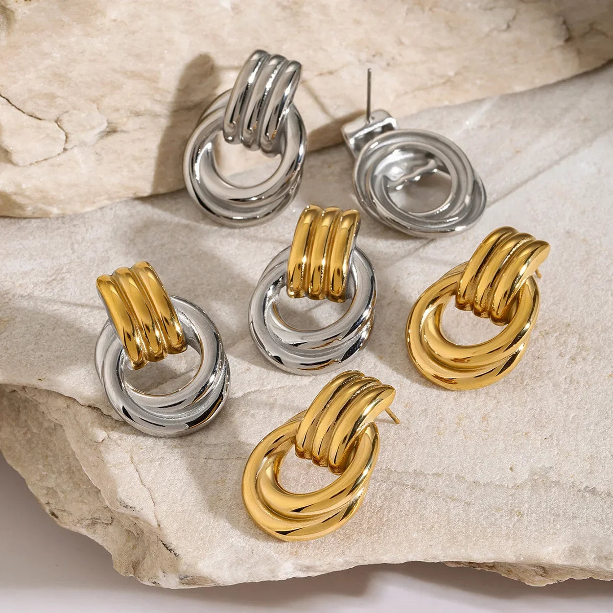 Brinco Argola Dupla em Ouro 18k – Design Marcante e Atemporal | Saint Carvalho