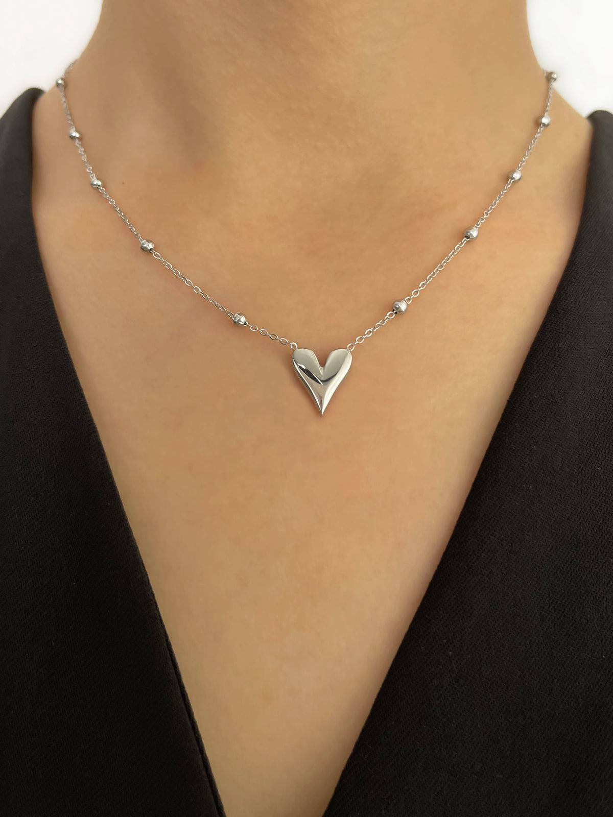 Colar Coração em Ouro 18k – Símbolo de Amor e Sofisticação | Saint Carvalho