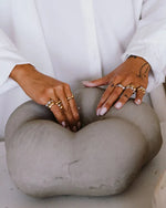 Anel Puffy Wave em Ouro 18k – Design Esculpido e Orgânico | Saint Carvalho